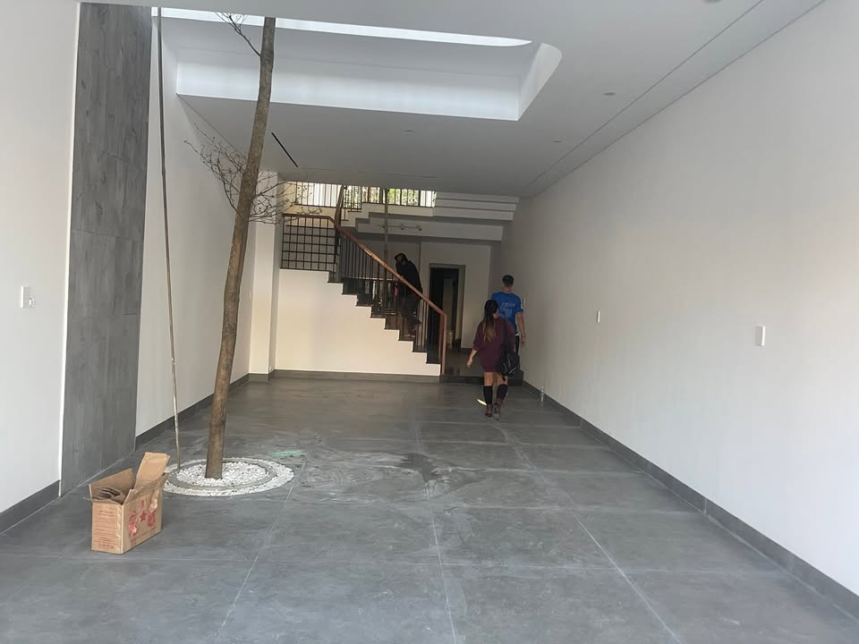 Nhà phố cho thuê 4 tầng đường Trần Nhân Tông, Cẩm Châu - Kinh doanh nhà hàng, spa, yoga