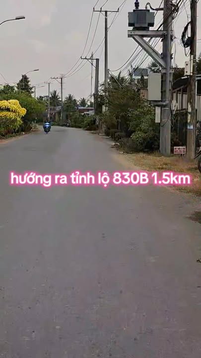 Đất nông nghiệp 8400m² huyện Bến Lức giá 13.5 tỷ - Quy hoạch thổ cư toàn bộ!