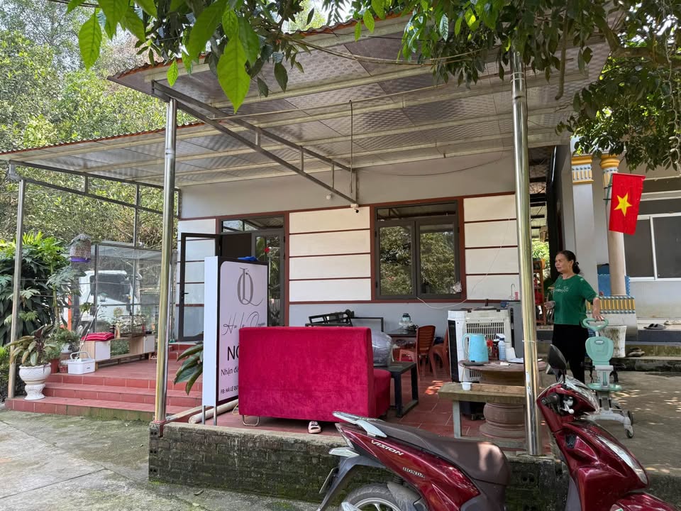 Nhà vườn thôn Dốc Đỏ Cam Đường 4379m² giá 3.99 tỷ - Bán nhanh, thương lượng