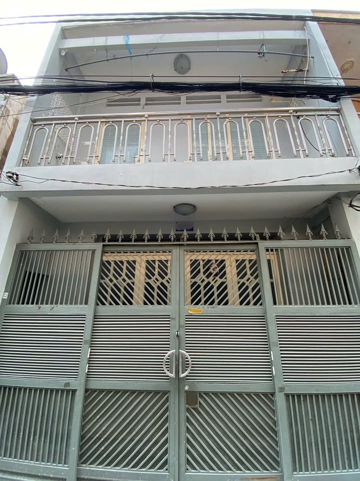 Nhà phố Phạm Văn Hai, Tân Bình 42m² giá chỉ 5 tỷ - Tiện ích đầy đủ, dễ sửa chữa!