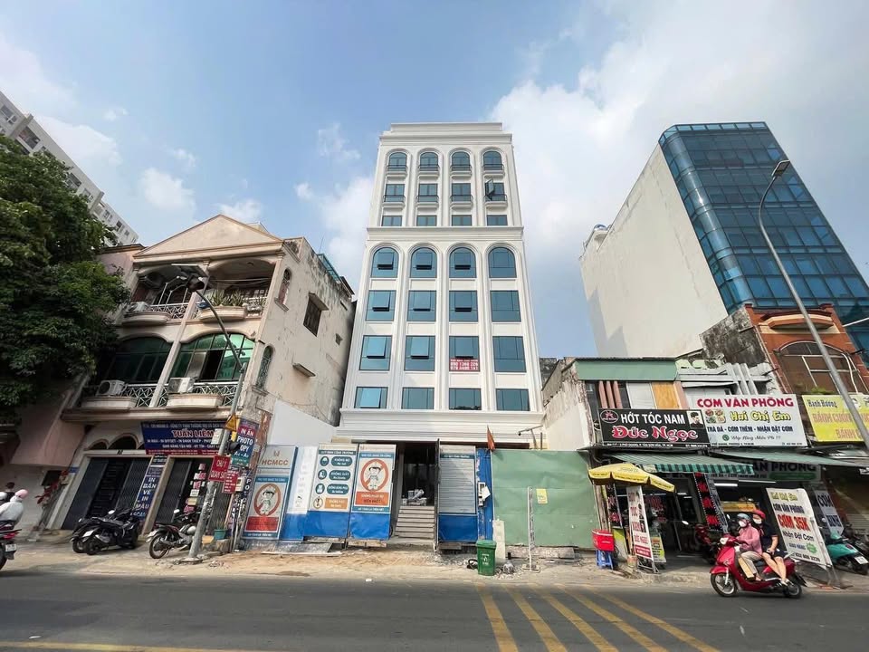 Tòa nhà 2 Hầm 10 Tầng MT Phổ Quang, Tân Bình 377m² giá 240 tỷ - Đầu tư sinh lời hấp dẫn!