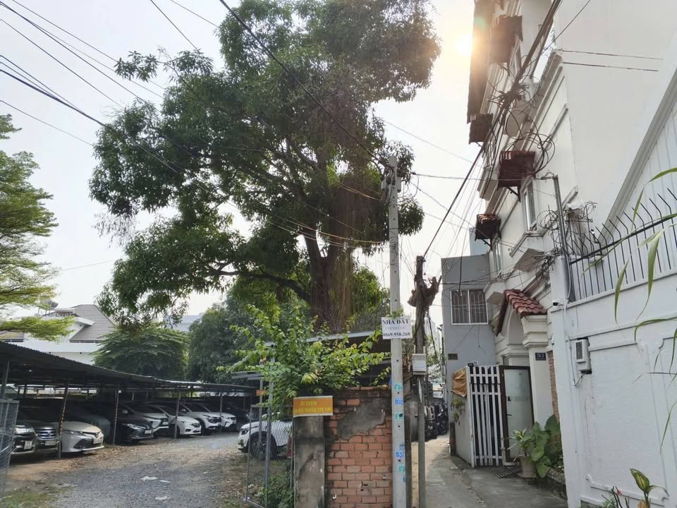 Nhà phố 1 trệt 2 lầu 1 tum phường Bình Thọ, Thủ Đức 45m² giá 5.68 tỷ - Vị trí hiếm có!