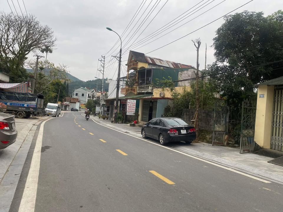 Đất nền Nguyễn Trãi, Hà Giang 92.7m² giá 1 tỷ - Cơ hội đầu tư hấp dẫn!