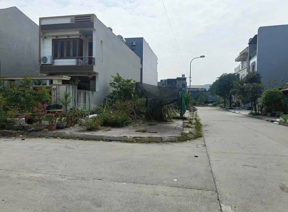 Đất ô góc Tây Bắc phường Cẩm Bình 99m² giá 3.267 tỷ - Sẵn sàng đầu tư!