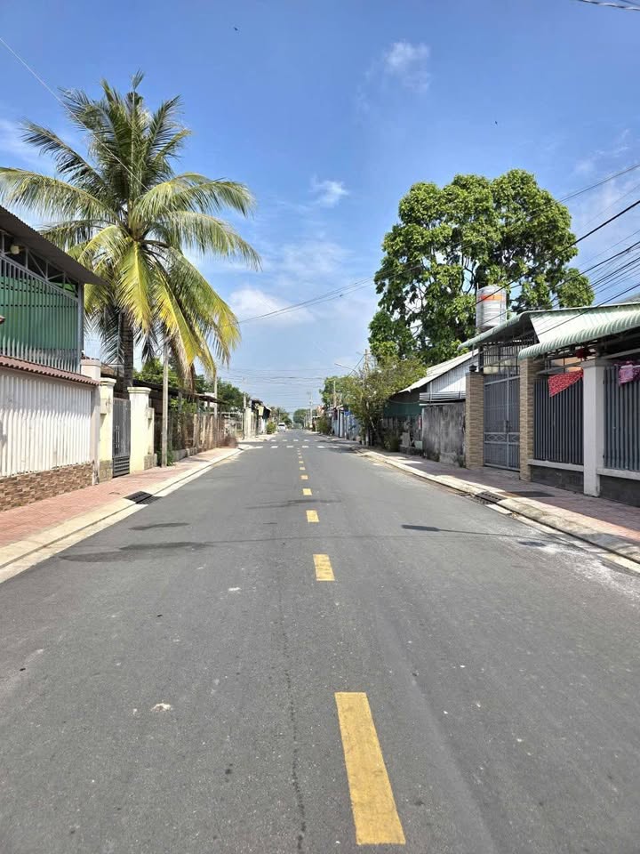 Bán đất đường CMT8, Hiệp Ninh, 176m² giá 2.59 tỷ - Vị trí đắc địa kinh doanh!