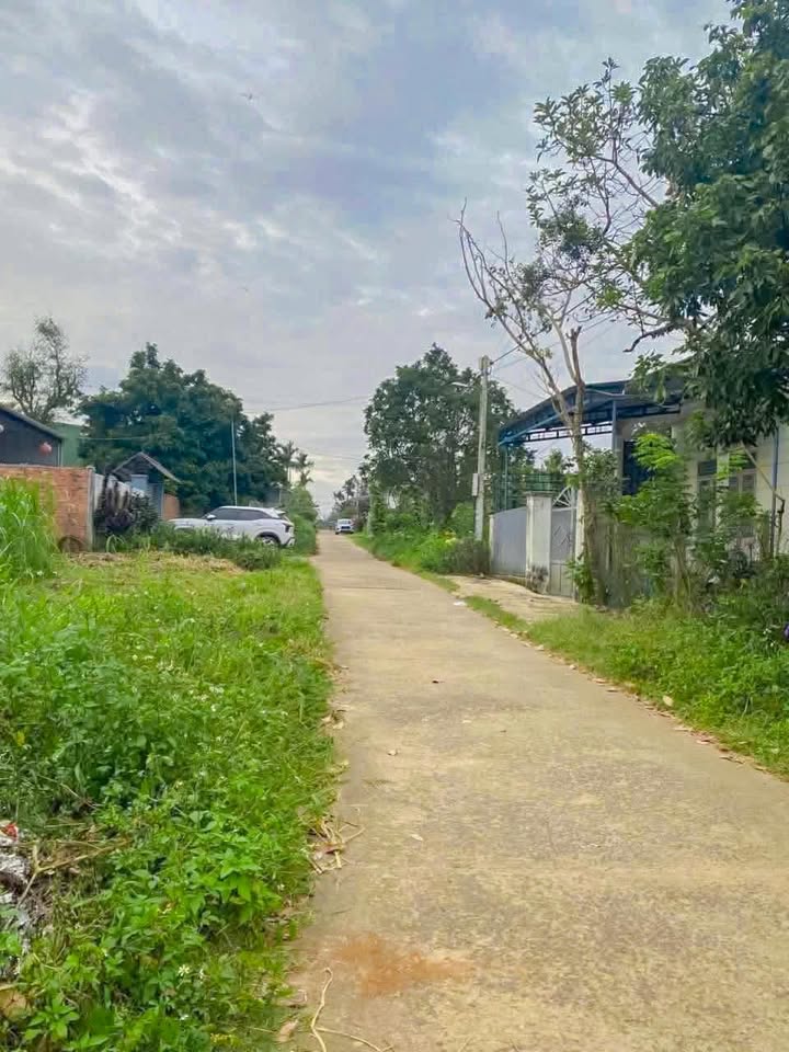 Đất nền Xã Ea Đar, Huyện Ea Kar 304m² giá 900 triệu - Cơ hội đầu tư sinh lời!