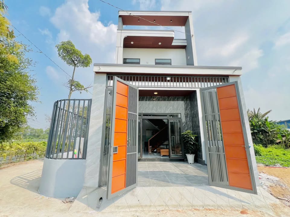 Nhà đẹp 2 mặt tiền Khánh Bình 10, Tân Uyên 115m² giá 2,95 tỷ - Chỉ cần dọn vào ở ngay!