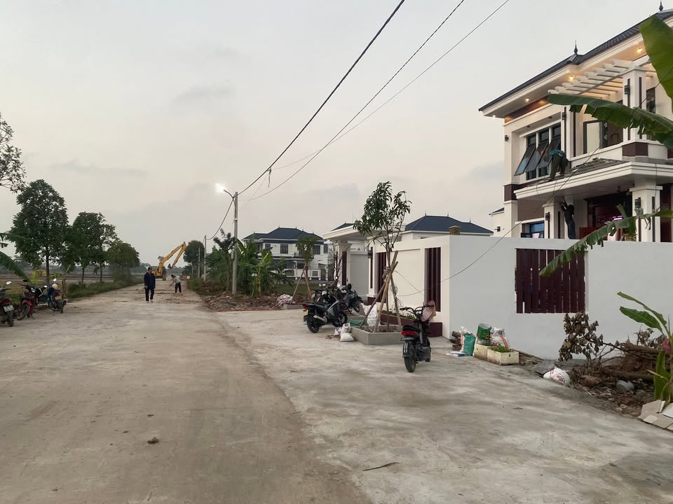 Bán Lô Biệt Thự 250m² Xóm 6, Xã Phát Diệm - Giá 3 Tỷ - Vị trí đắc địa!