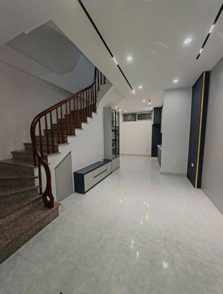 Nhà phố Đông Ngạc 41m² giá 6.15 tỷ - Hàng hiếm giữa làng cổ!