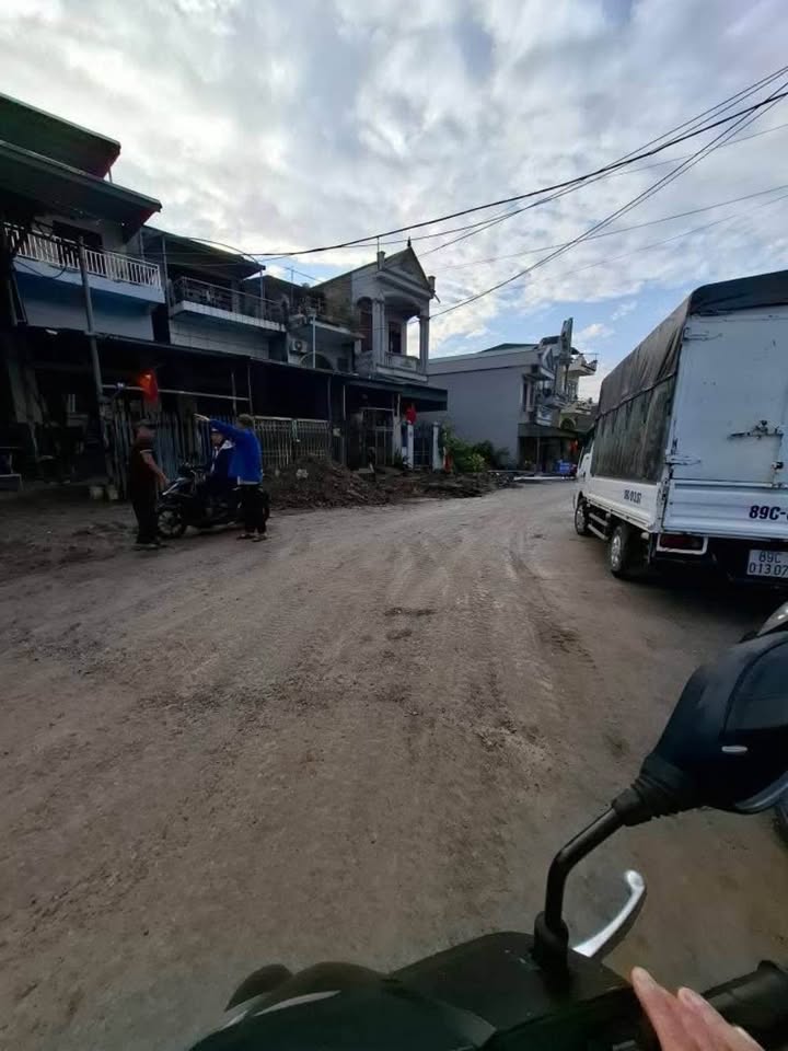 Nhà cấp 4 khu Metro Hà Tu 100m² giá 1.3 tỷ - Sổ đỏ chính chủ!