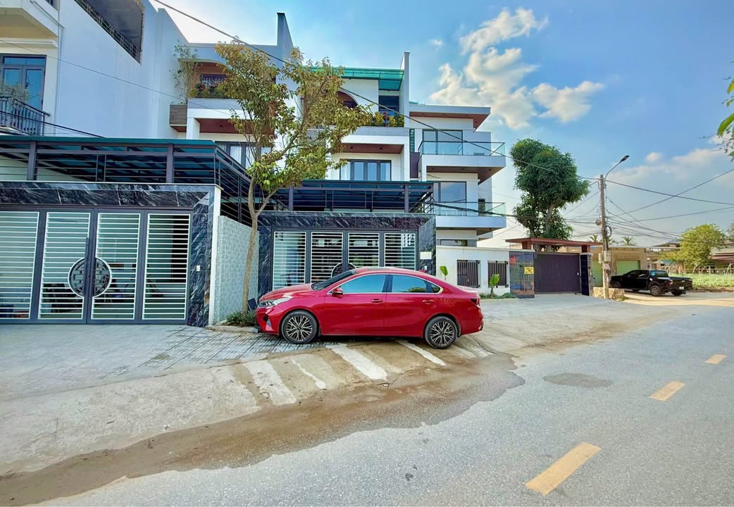 Nhà 3 tầng Túc Duyên 78m² giá 4.8 tỷ - Ô tô vào tận nhà!