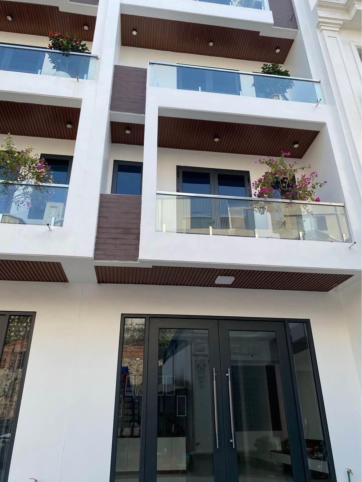 Nhà 4 tầng tại LIDECO Giai đoạn 2, 52.5m² chỉ 3 tỷ - Sẵn sàng vào ở ngay!