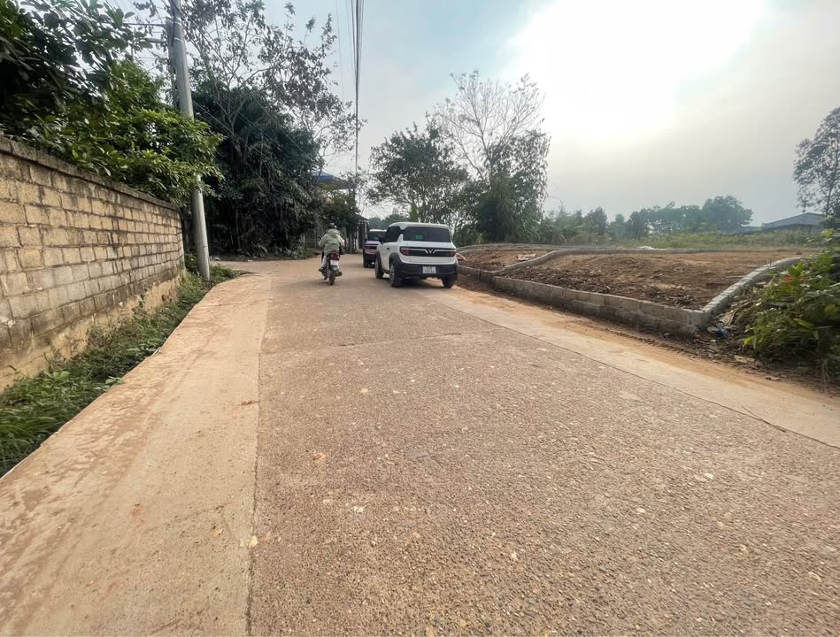 Đất thổ cư Phường Thịnh Đán 113,5m² giá 1 tỷ - Vị trí đẹp, đường thông rộng!