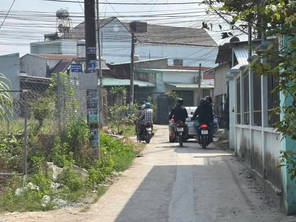 Nhà cấp 4 Phước Thiền Nhơn Trạch 108m² giá 2.1 tỷ - Sổ hồng riêng, thương lượng ngay!