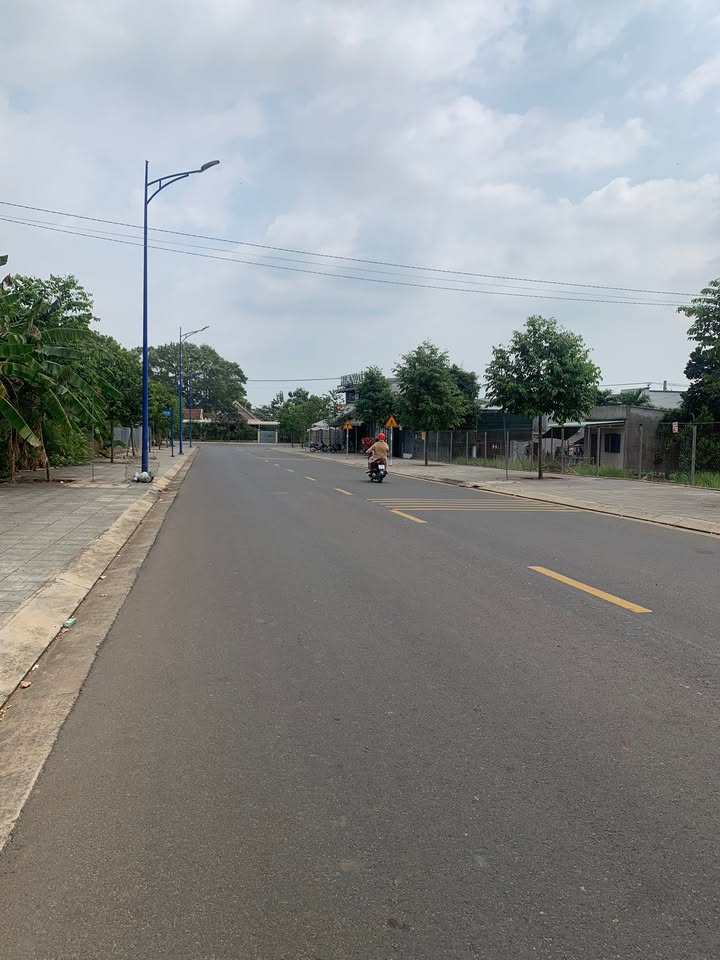 Nhà mái thái Thị Trấn Đất Đỏ 123.5m² giá 1.9 tỷ - Sẵn sàng hoàn thiện!