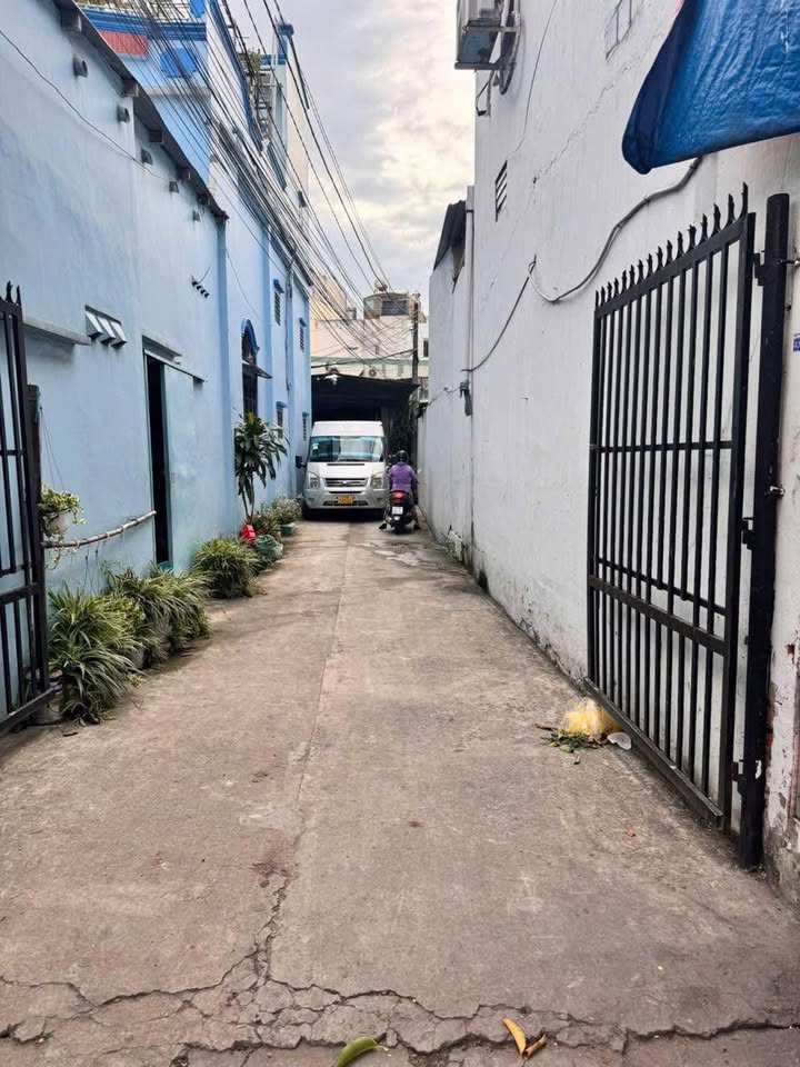 Nhà 1 lầu hẻm lớn Nguyễn Ảnh Thủ 16m² giá 899 triệu - Chính chủ bán gấp!