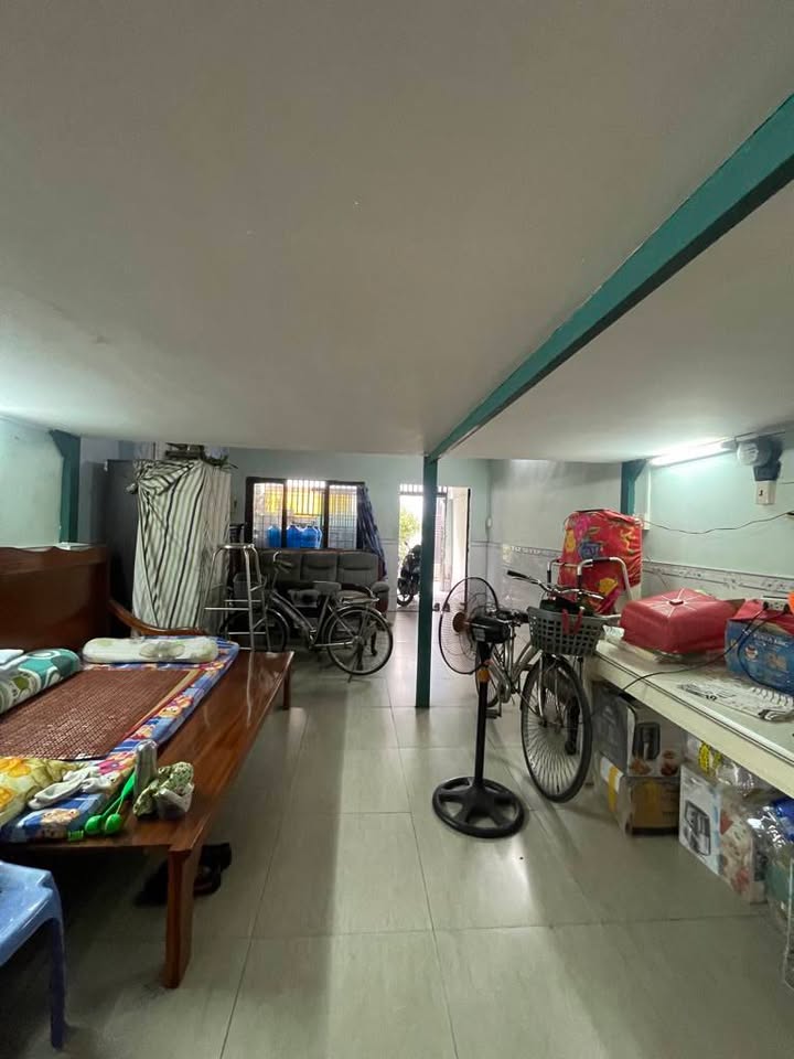 Nhà mặt tiền kinh doanh Huỳnh Tịnh Của Tân Bình 108m² chỉ 11 tỷ - Cơ hội đầu tư tốt!