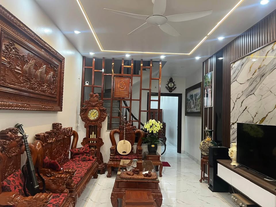 Nhà 3 tầng đường Bãi Vượt, Nam Định 60m² giá 5 tỷ - Chính chủ bán gấp!