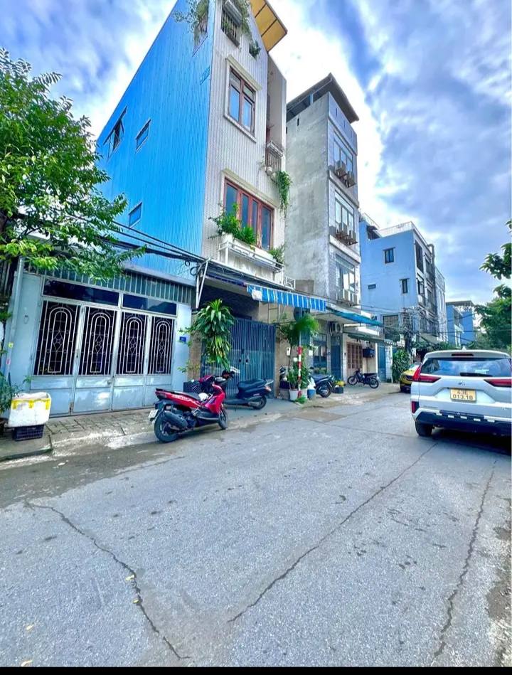 Bán nhà mặt tiền đường An Thượng 24, Đà Nẵng 45m² giá 7.5 tỷ - Vị trí đắc địa gần biển!