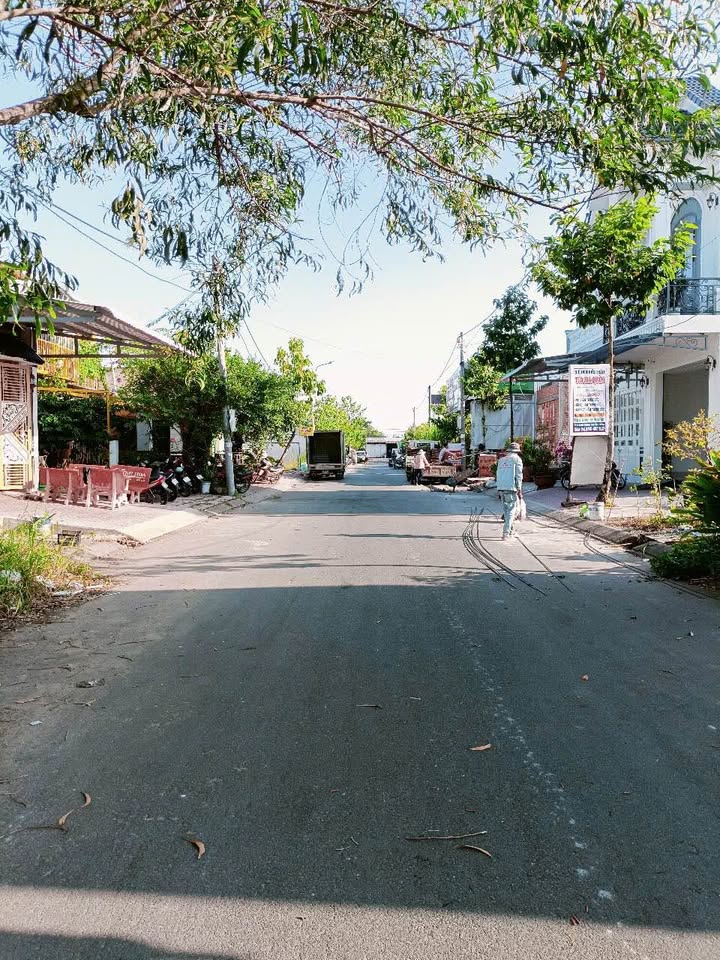 Đất nền KĐT Nhật Hồng, Cà Mau 95m² giá 1.1 tỷ - Đầu tư sinh lời ngay!