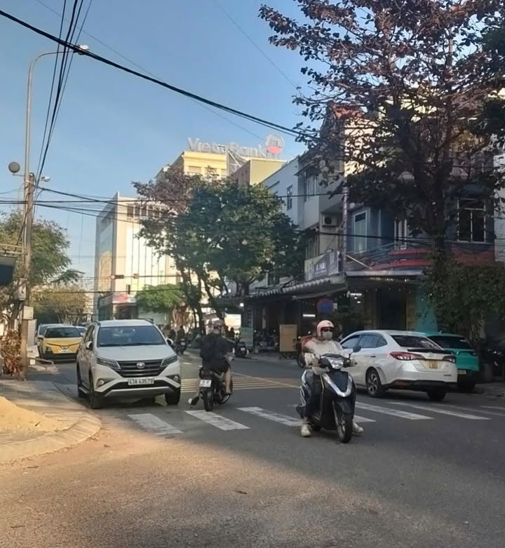 Nhà FrontHouse 2 mặt tiền đường 5.5m, 105m² giá 16 tỷ - Cơ hội đầu tư sinh lời!