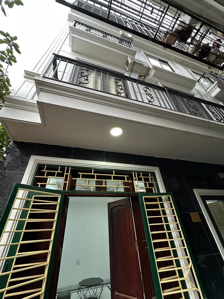 Nhà 4 tầng 33m² tại Đồng Nhân - Đông La - Hoài Đức giá 4.3 tỷ - Sẵn sàng vào ở ngay!
