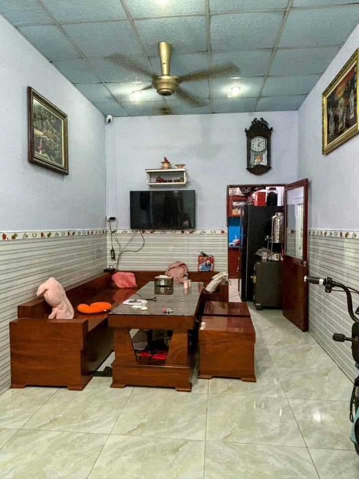 Nhà hẻm xe hơi Phường Phước Long B, Quận 9, 26m² giá 3.5 tỷ - Sổ hồng riêng hoàn công