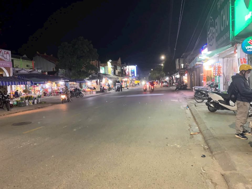 Đất nền Phường Vĩ Dạ TP Huế 102m² giá 2 tỷ - Tặng nhà cấp 4