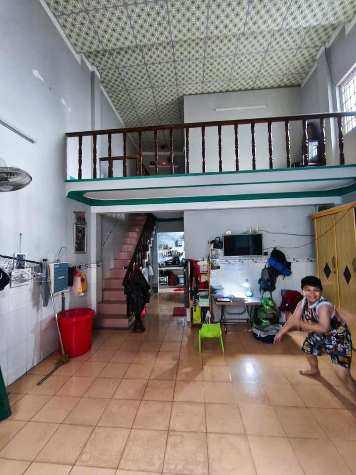 Nhà mê lỡ Đường Tây Sơn, Quy Nhơn 43.5m² giá 1.75 tỷ - Không gian sống thoáng đãng!
