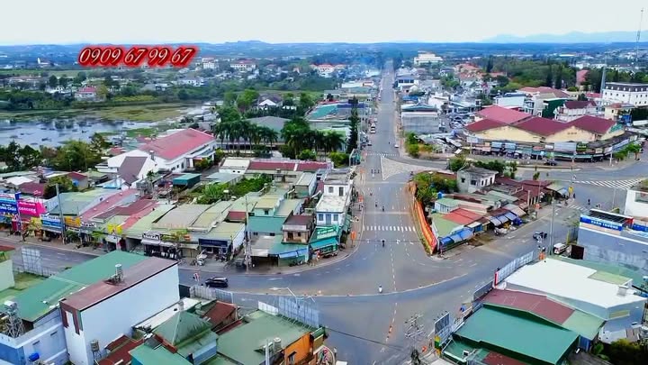 Nhà liền kề mặt tiền Hùng Vương, 300m² - Đầu tư sinh lời ngay!