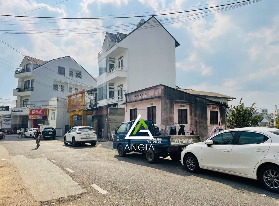 Mặt tiền FrontHouse Đà Lạt 110m² giá 16 tỷ - Kinh doanh đắc địa!