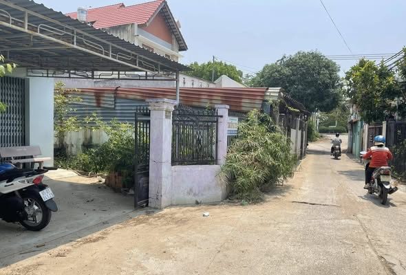 Kho cho thuê mặt tiền đường Lê Duẩn, Phước Mỹ, 400m² - Giá chỉ 4 triệu/tháng