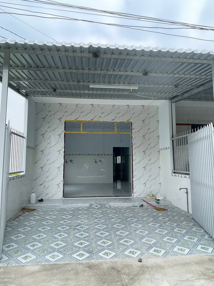 Nhà ở Tân Bình, Tân Trụ, Long An 110m² giá 999 triệu - Sẵn sàng vào ở ngay!