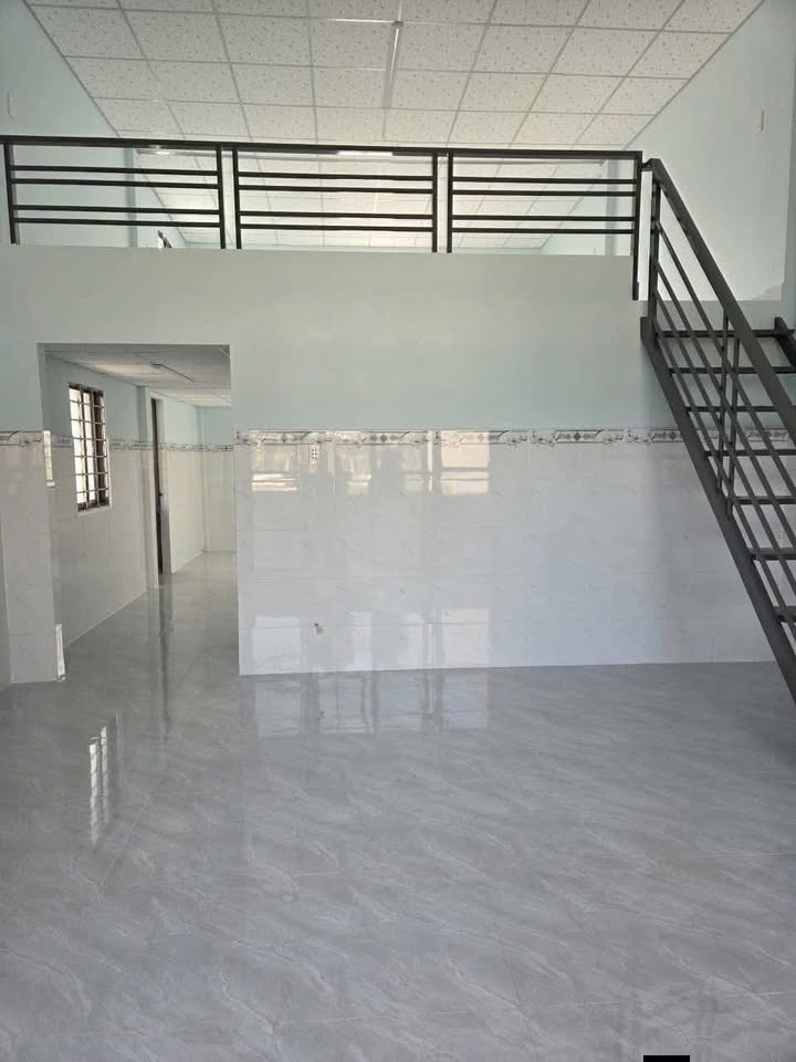 Nhà đẹp mới xây 72m² tại Ấp 1B, An Thạnh, Bến Lức - Giá chỉ 900 triệu!