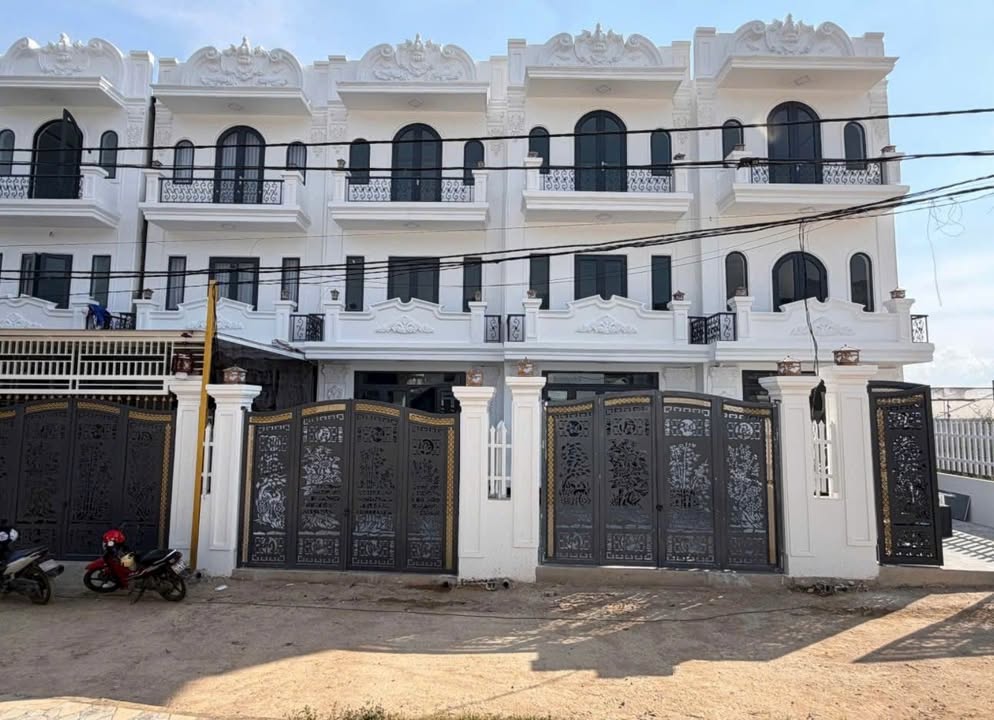 Nhà 3 tầng Lạc Dương, Đà Lạt 79m² giá 3.5 tỷ - Sổ hồng chính chủ!