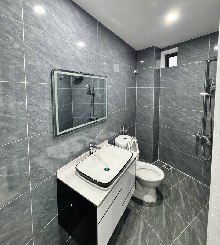 Nhà riêng Đường Ngô Quyền, Thái Nguyên 70m² giá 2 tỷ - Đón Tết trong không gian ấm cúng!