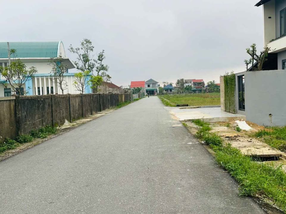 Đất nền xã Hồng Lộc, huyện Thạch Hà - Diện tích 182m², giá 2 tỷ - Cơ hội đầu tư tuyệt vời!