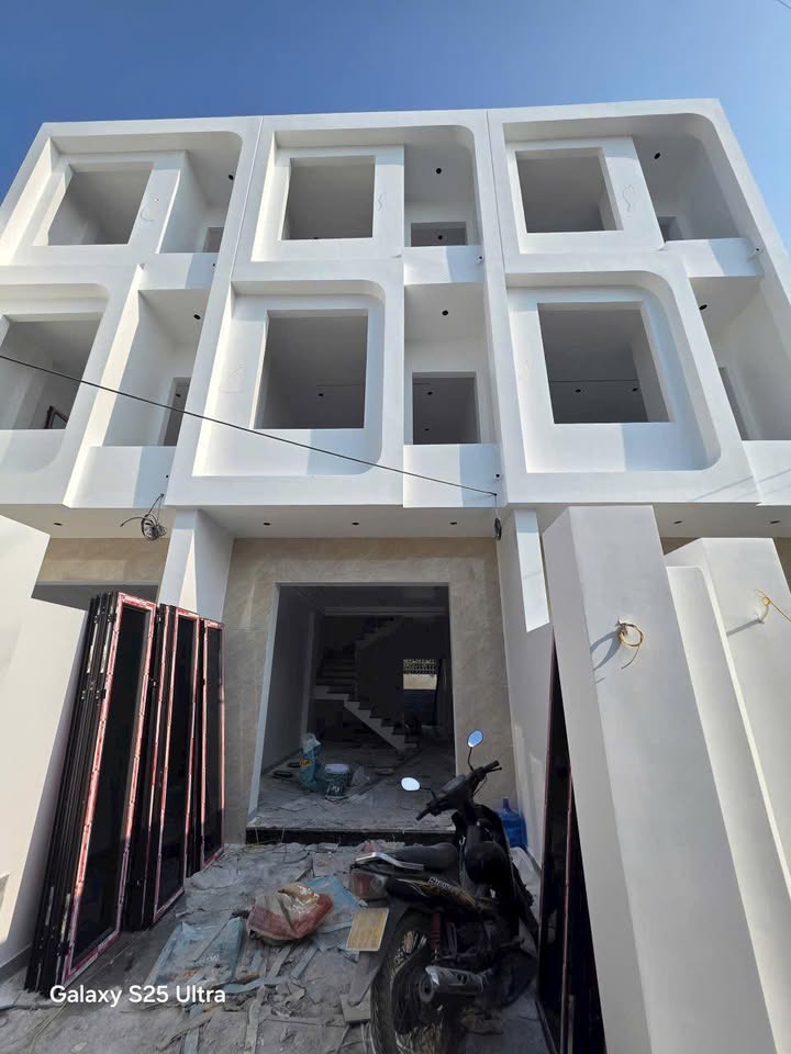 Nhà 3 tầng Phúc Hải - Đa Phúc 45m² giá 2.3 tỷ - Thiết kế hiện đại, chính chủ bán!