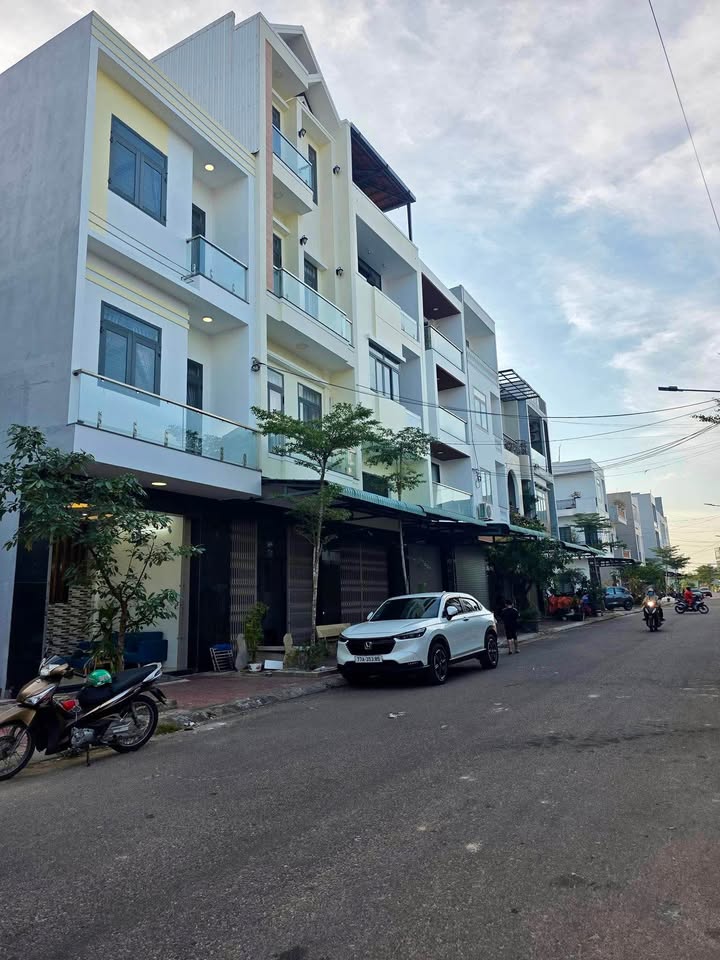 Nhà mặt tiền Hà Thanh, 43m², giá 3.9 tỷ - Sẵn sàng vào ở ngay!