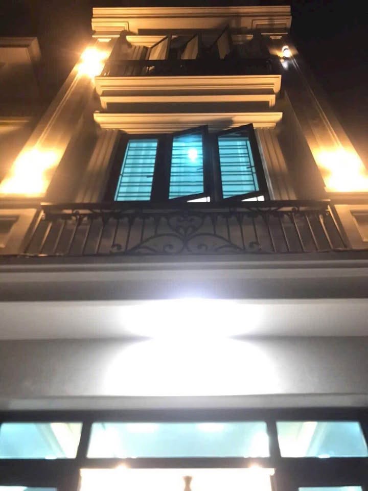 Nhà 3 tầng độc lập Phố Tiền Phong, Đằng Hải, 48m² giá 3.499 tỷ - Sổ đỏ chính chủ!