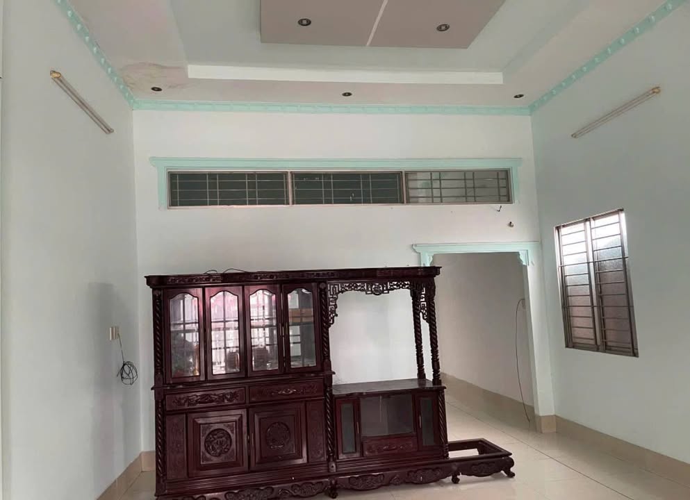Bán nhà mặt tiền Phường 3, TP Sóc Trăng 235m² giá 5.5 tỷ - Thiết kế hiện đại, sẵn sàng ở!