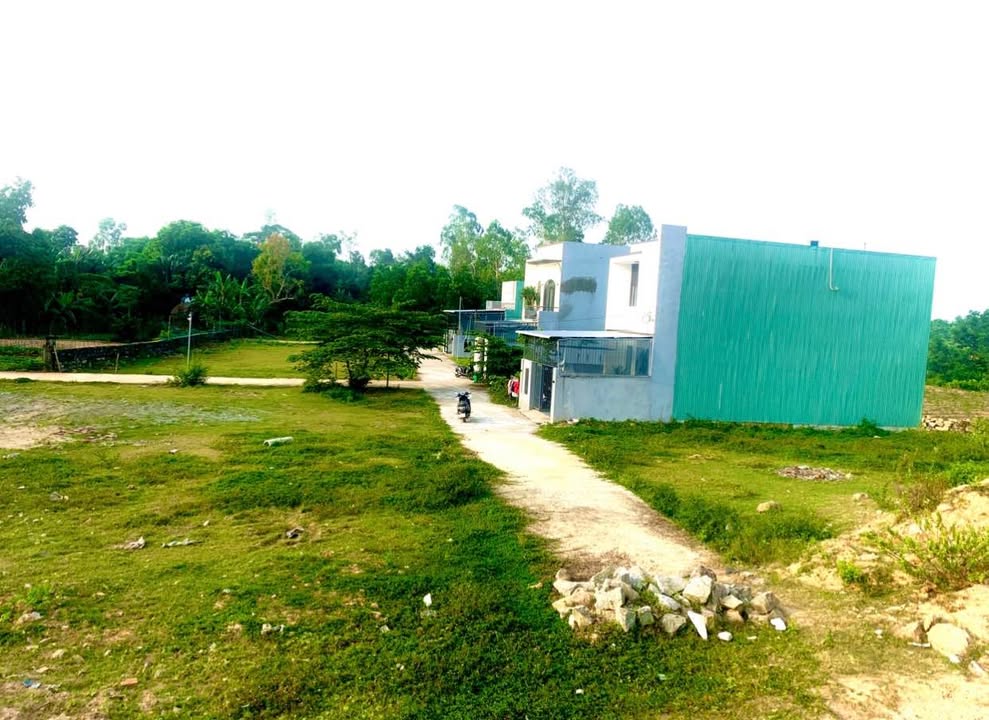 Đất nền Tam Xuân 1, Huyện Núi Thành, 100m² giá 600 triệu - Sổ đỏ chính chủ!