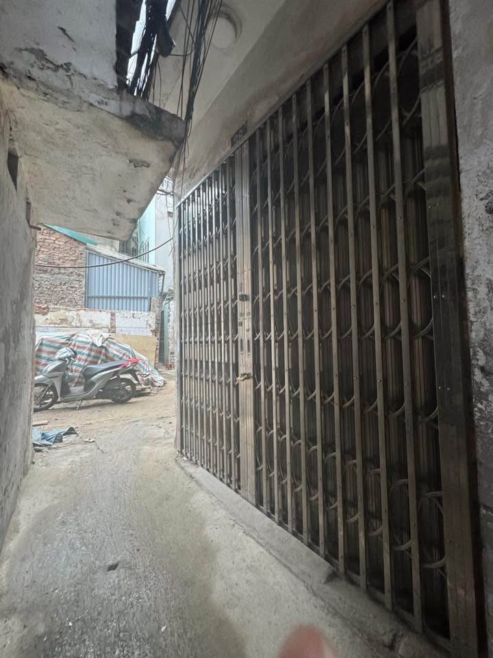 Nhà phố Thành Công, 35m², giá 12 tỷ - Dân xây chắc chắn, giao thông thuận tiện!