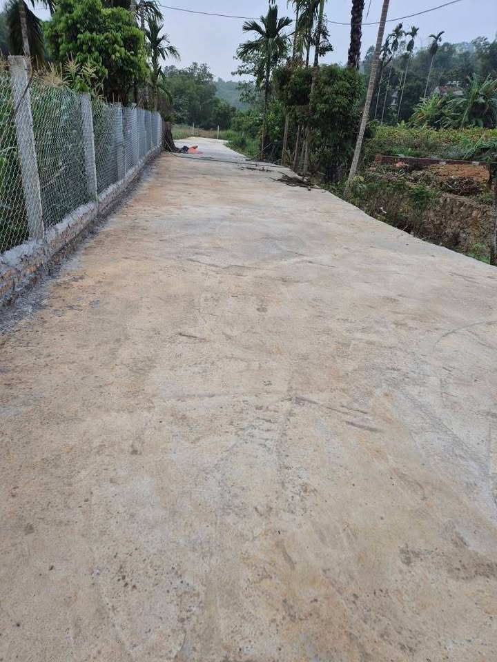 Đất nền Ba Vì 720m² giá tốt - Đường rộng ô tô tránh nhau!