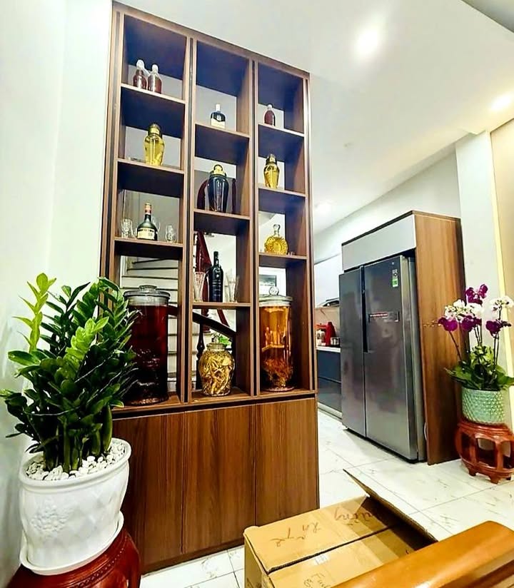 Nhà lô góc 6 tầng phường Quang Trung 33m² giá 7 tỷ - Giao thông thuận tiện!