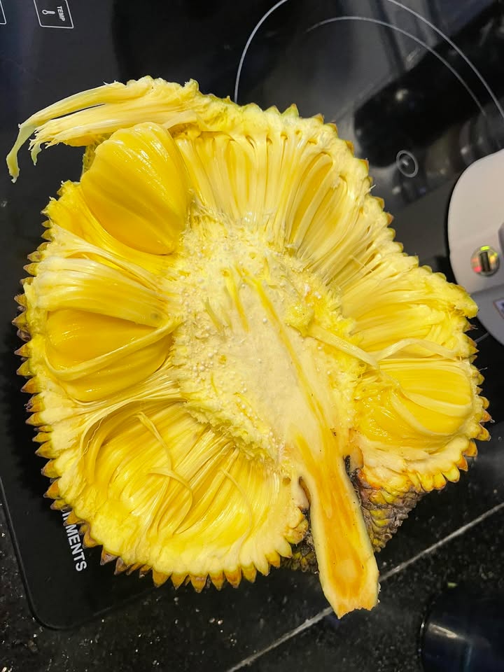 Nhà riêng phố Chợ Khâm Thiên 50m² giá thỏa thuận - Thiết kế hiện đại, full nội thất!