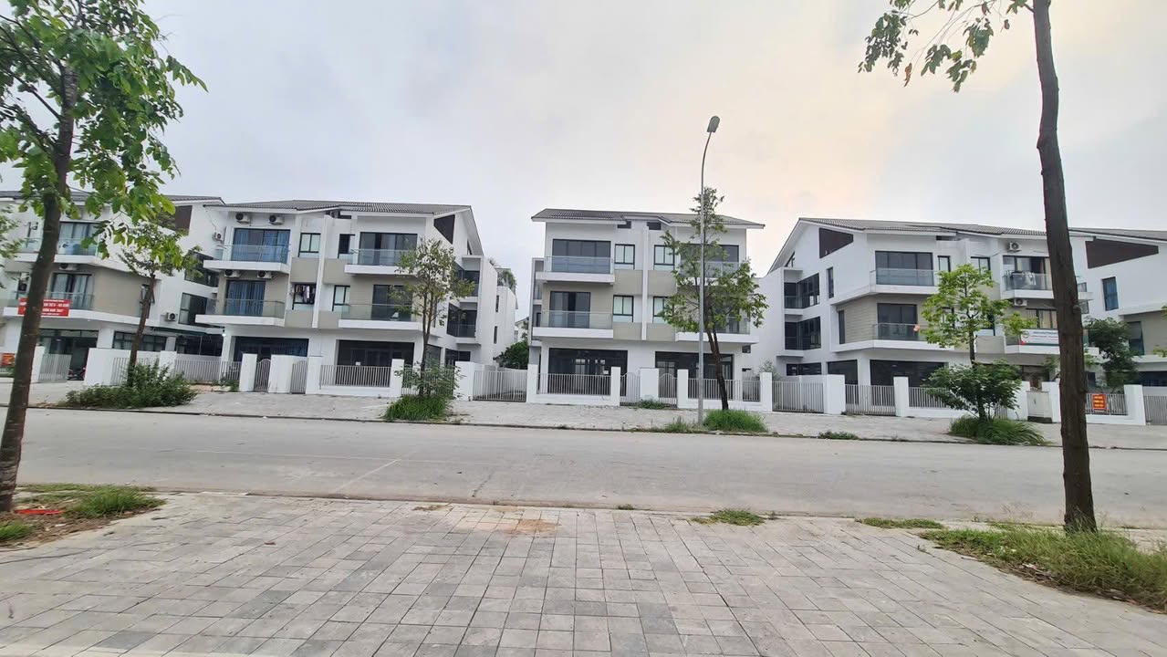 Đất nền Đô Nghĩa, Hà Đông 200m² giá 30 tỷ - Sổ đỏ lâu dài sẵn sàng giao dịch!