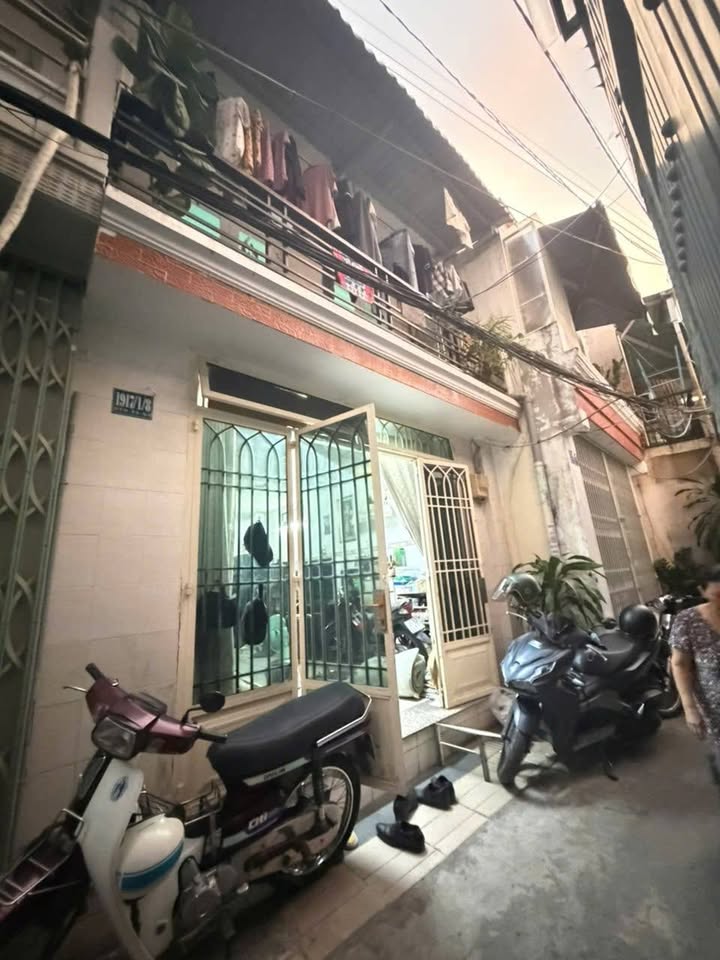 Nhà phố 2 tầng tại hẻm VIP Phạm Thế Hiển, Quận 8 - Giá chỉ 2.78 tỷ