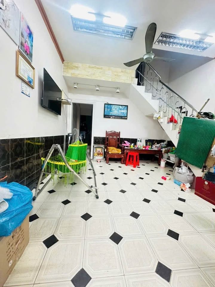 Nhà 2 tầng Phú Mỹ Hưng Quận 7 60m² giá 3.999 tỷ - Sổ hồng chính chủ