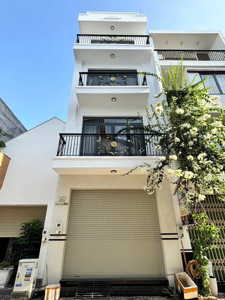 Nhà 4 tầng Khu A K1 Nha Trang 49,5m² giá 3 tỷ - Full nội thất sang trọng!